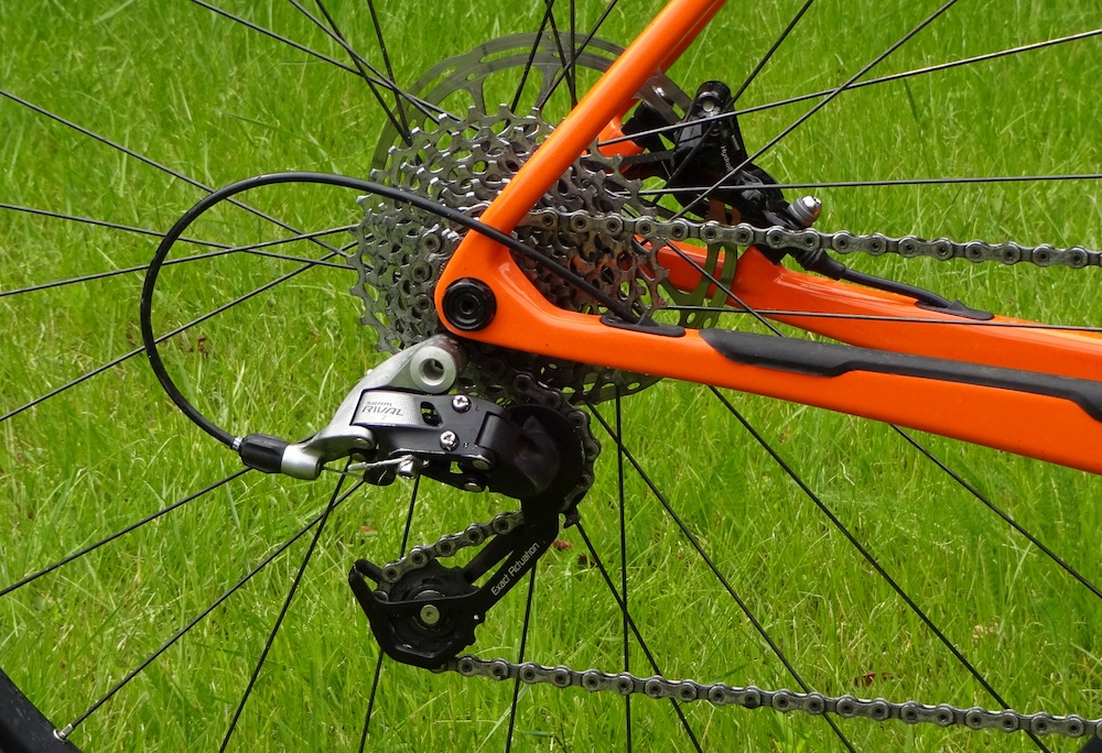 SRAM Rival rear mech has longer cage to handle the 11-32 cassette