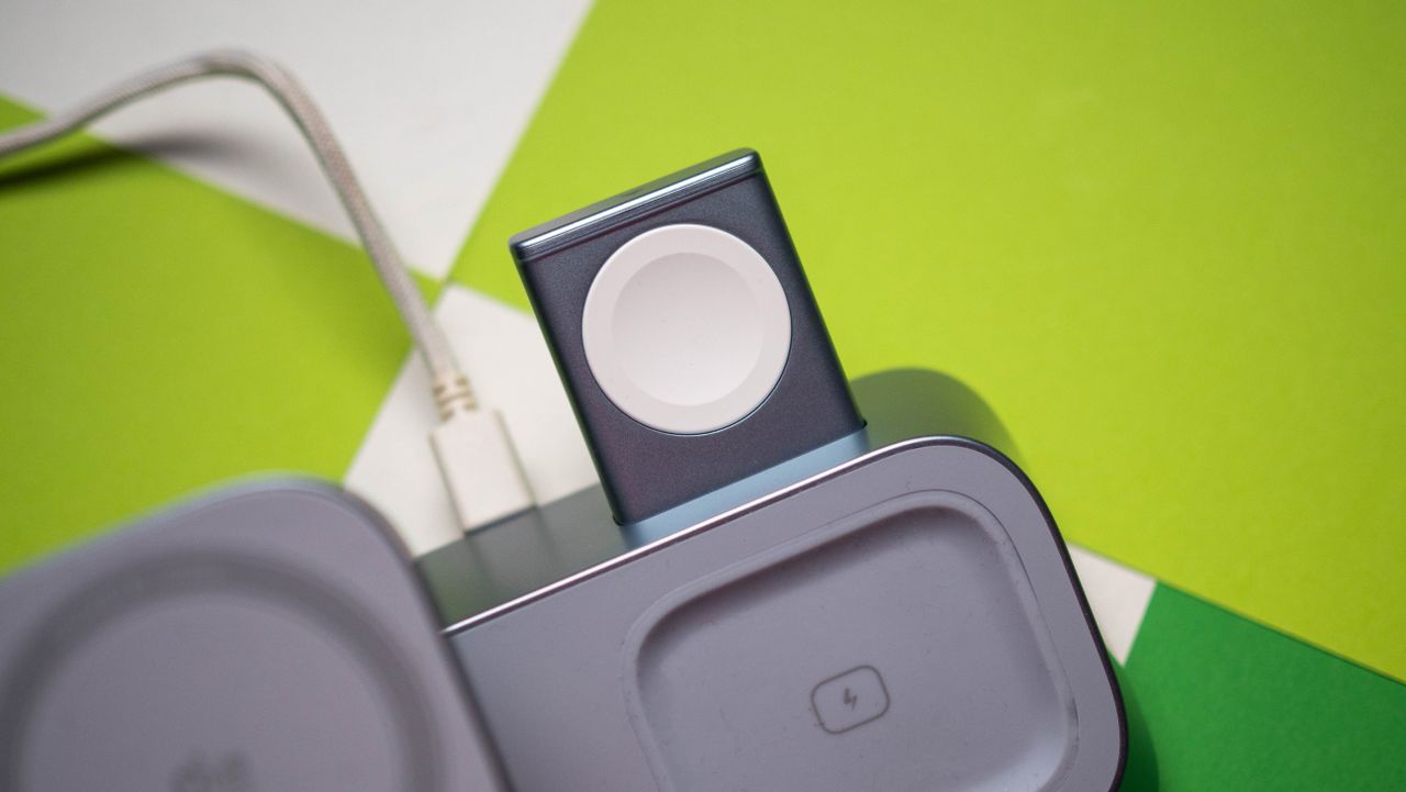 Testing UGREEN MagFlow Qi 2 chargers and power banks