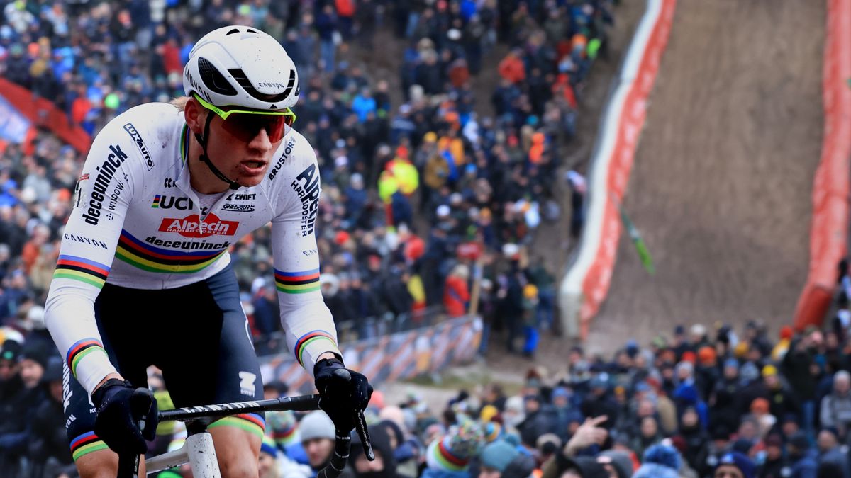 Mathieu Van Der Poel way out in front in Cyclocross