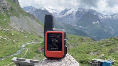 Garmin InReach Mini 2 on trip