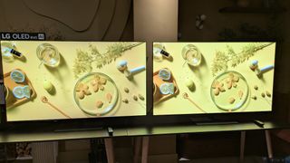 Lg G6 (left) and LG G5 (right) displaying yellow picture on screen 