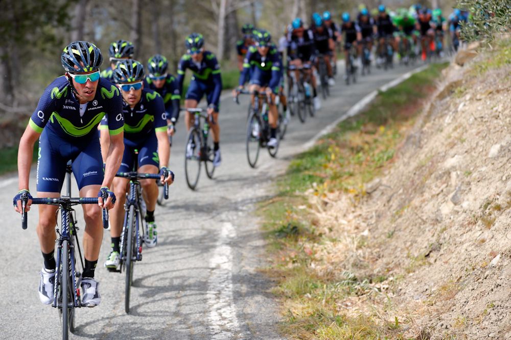 Movistar chase down a breakaway at GP Indurain