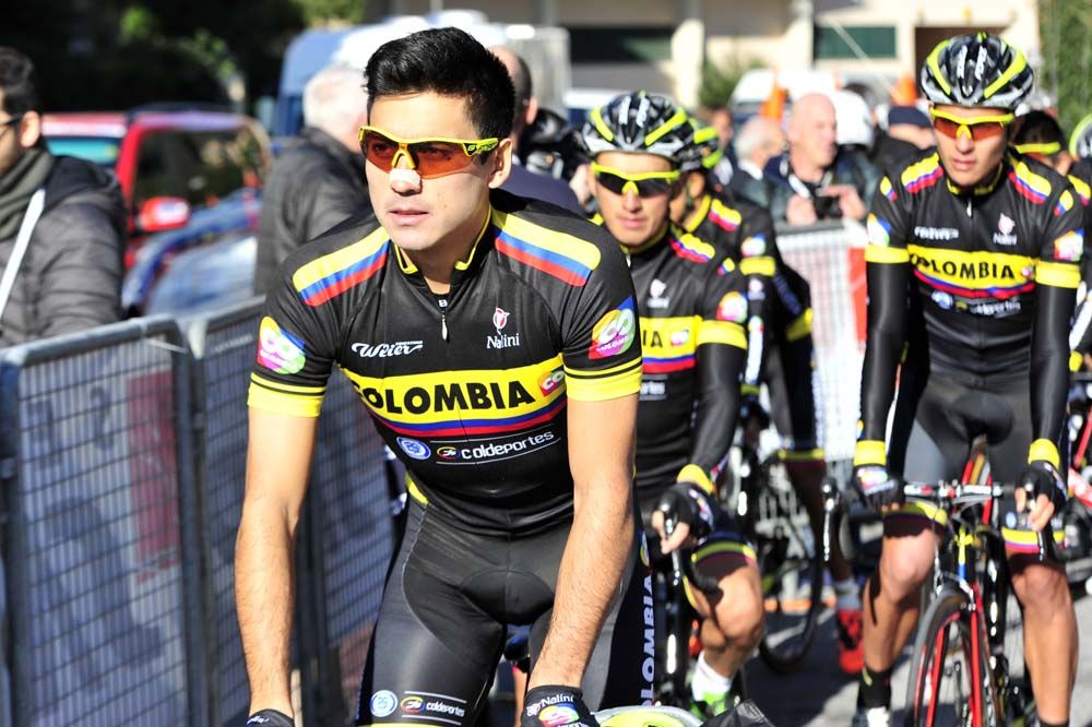 Team Colombia heads to the start