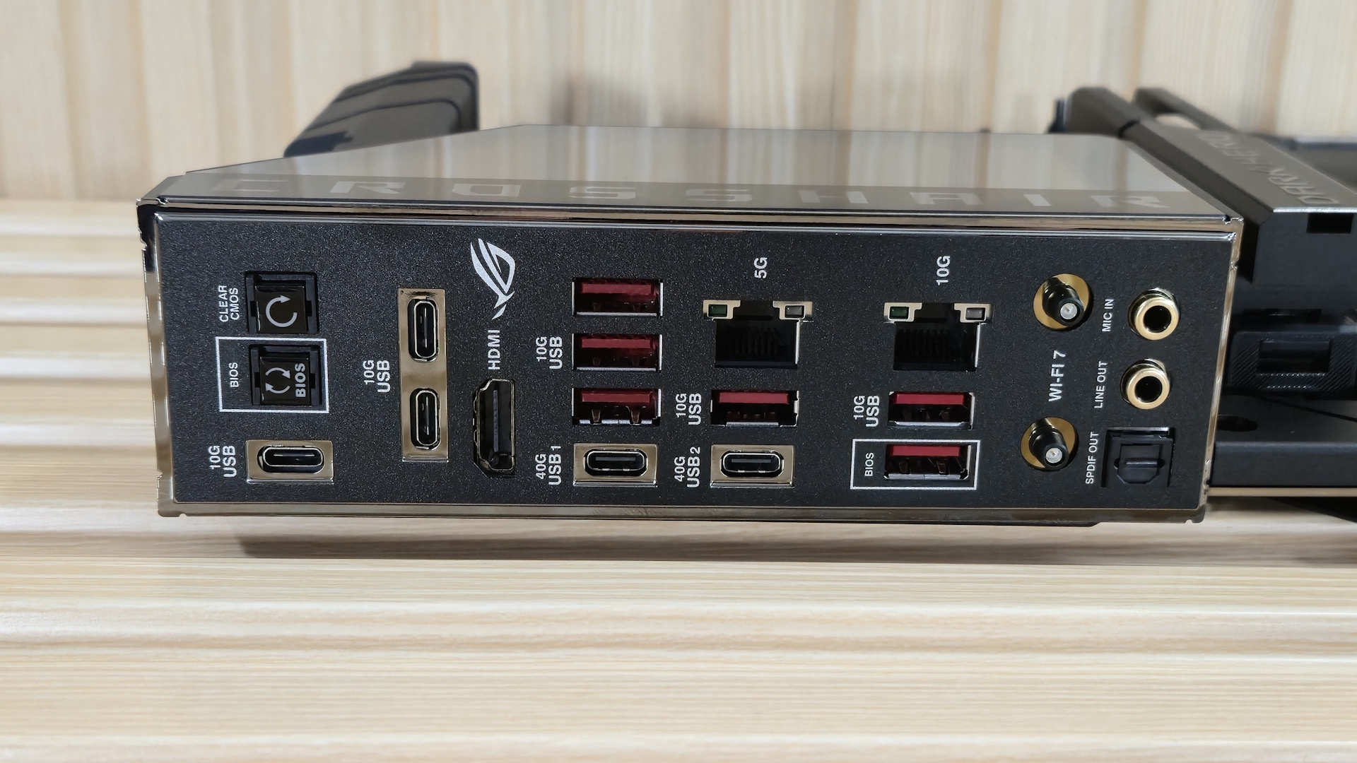 Asus ROG Crosshair X870E Dark Hero