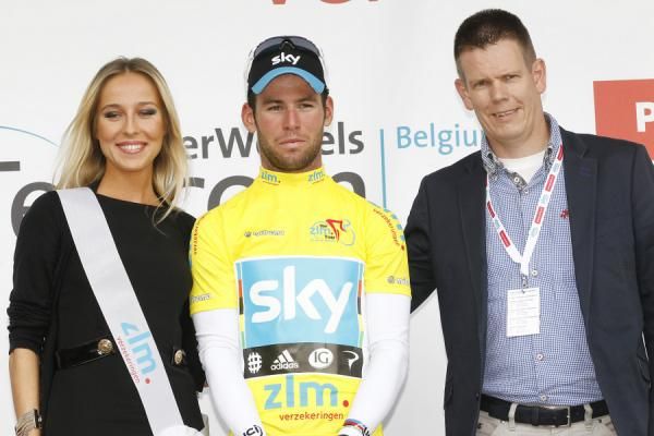 Mark Cavendish (Sky) is the new holder of the overall leader's jersey