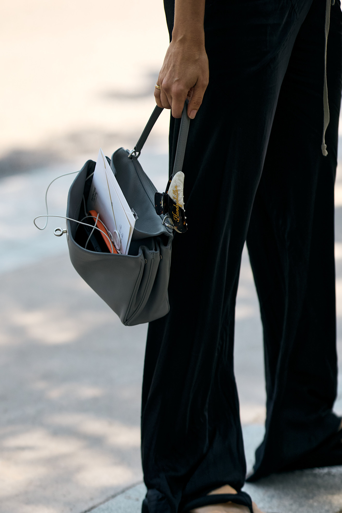 Open Bag Trend: Street FashionFall Winter 2026, Haute Couture