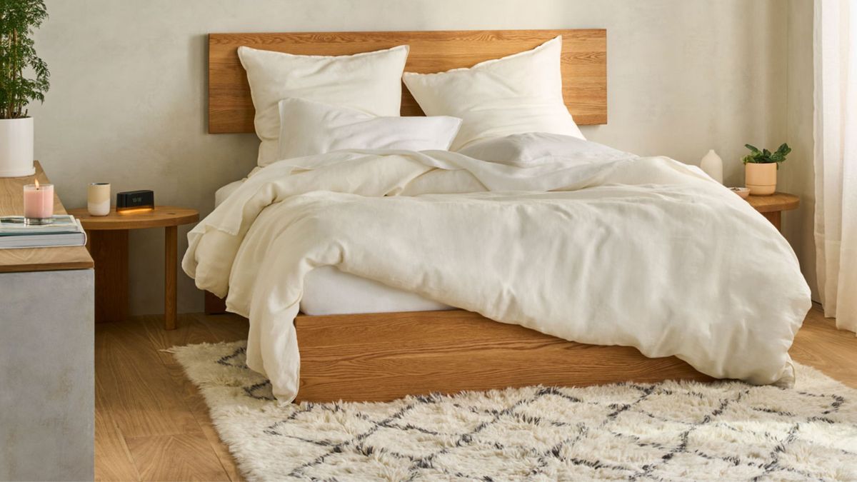 Best duvet insert 7 cuddly comforters for when it's time to hit the