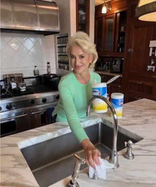 dorinda medley and clorox wipes in her house in New York