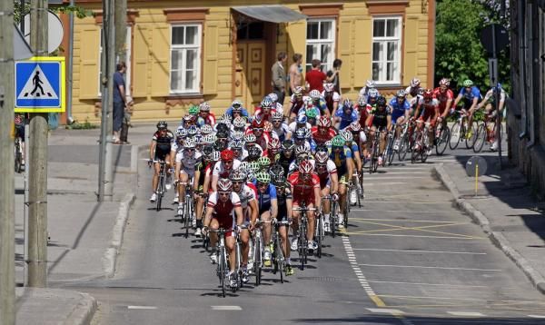 The SEB Tartu Grand Prix peloton in action.