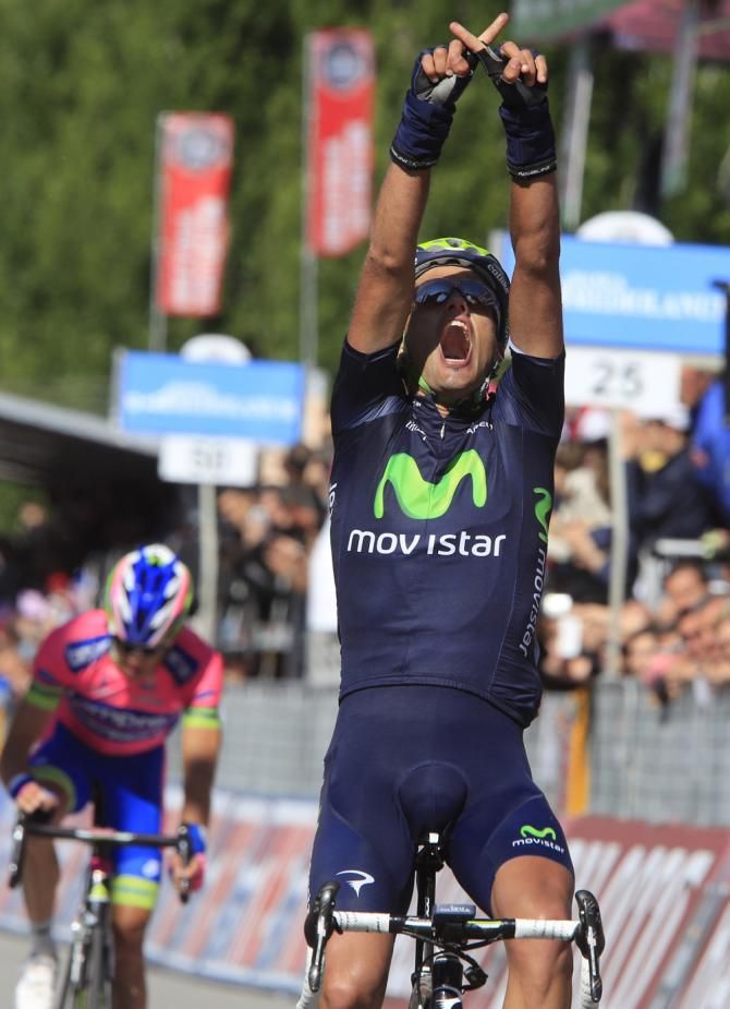 Benat Intxausti (Movistar Team) wins stage 16
