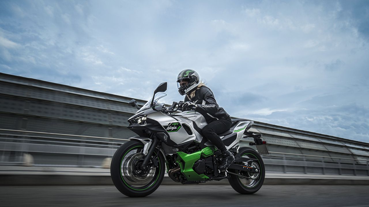 Kawasaki Ninja 7 HEV