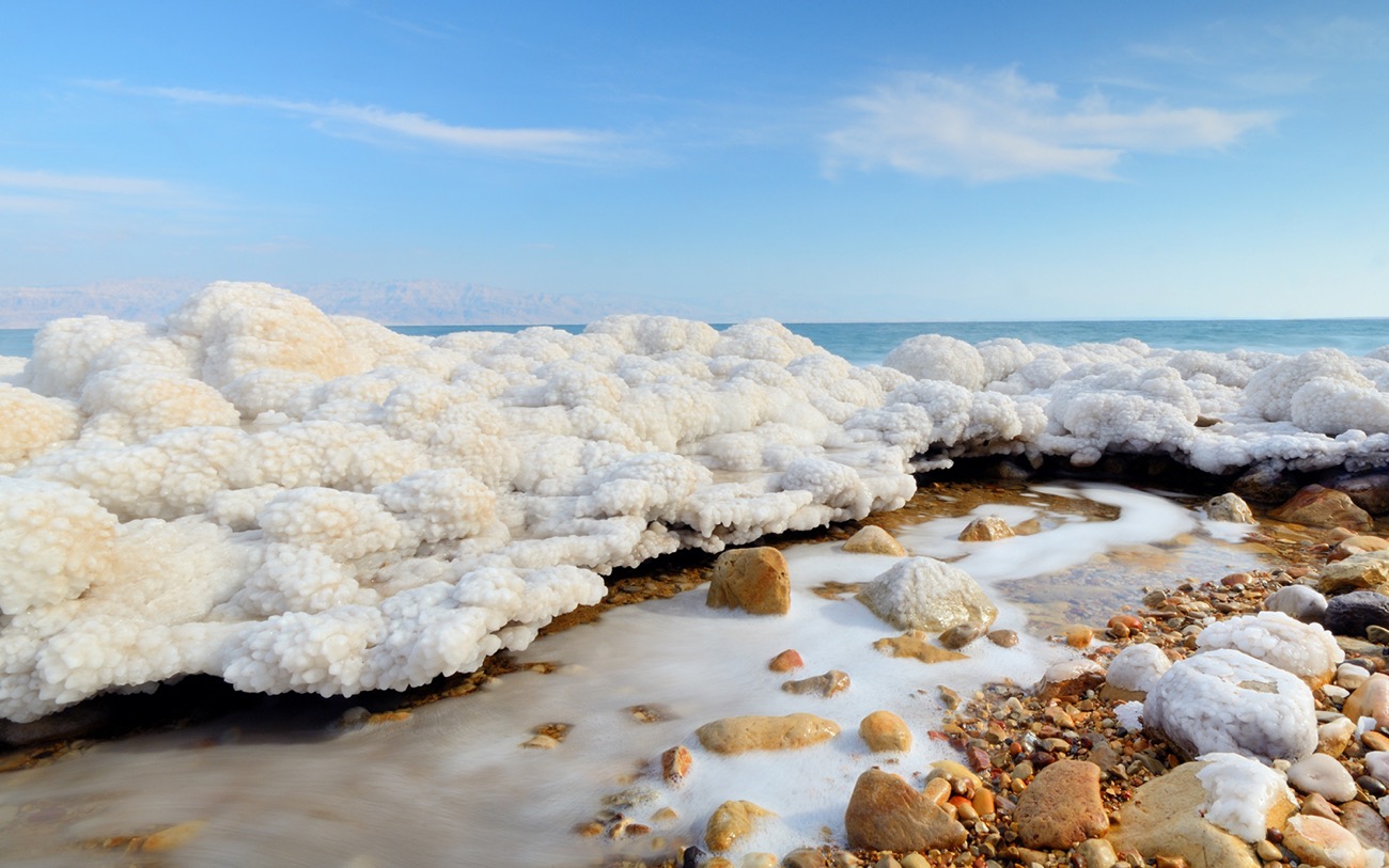 Why Is It 'Snowing' Salt in the Dead Sea? | Live Science