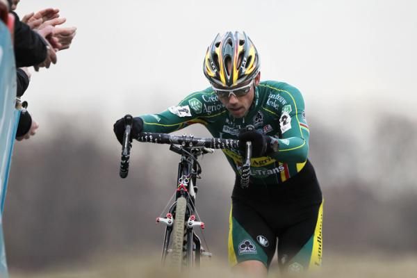 Sven Nys (Landbouwkrediet) en route to victory at Scheldecross.