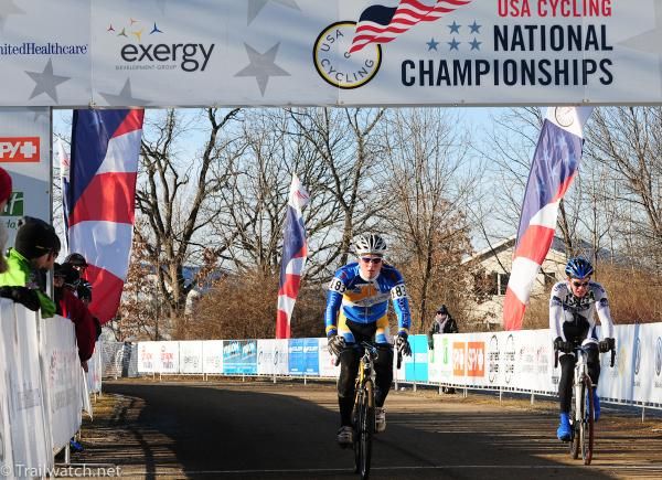 Eric Emky (Fort Lewis) rolls in to take third place.