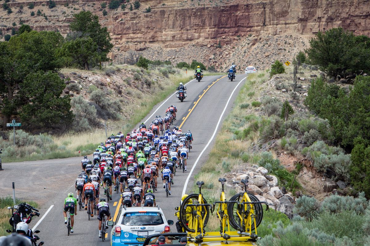 The peloton hits the rally hills on the way back into Torrey