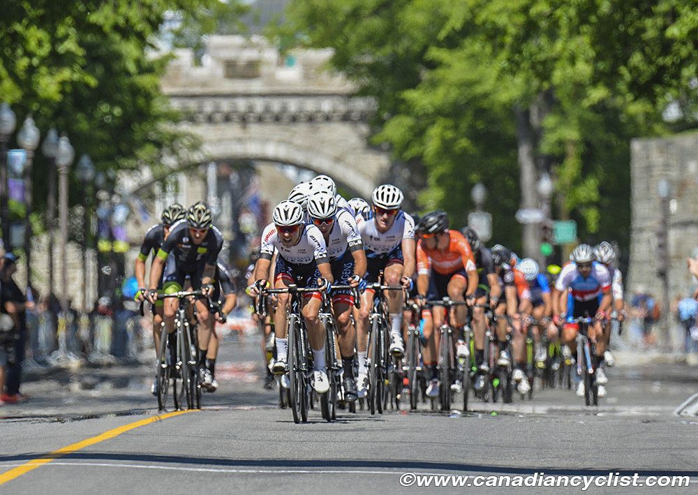 Axeon Hagens Berman back at the front for the final laps.