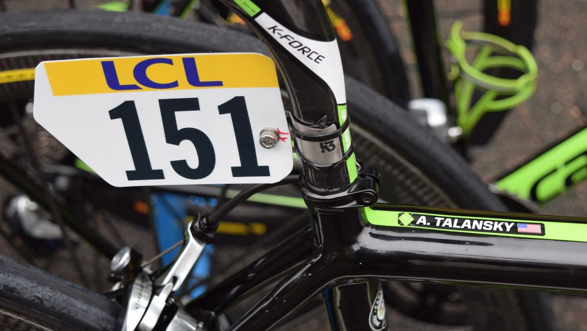 Despite having a neat race number mount from K3 Holders, the Cannondale-Drapac mechanics still use cable ties for added security