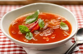 Weight Watchers tomato and red onion soup