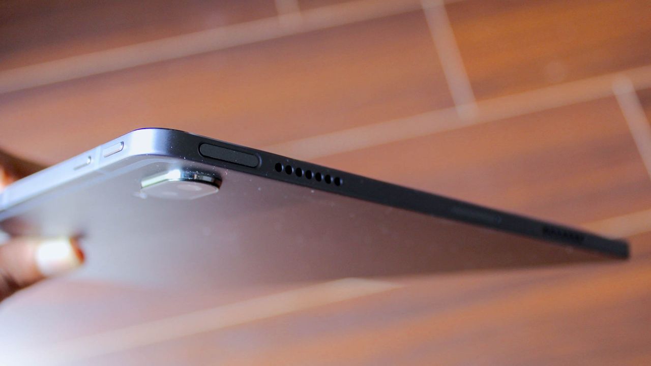 Lenovo Tab P11 Pro review: More play, less work