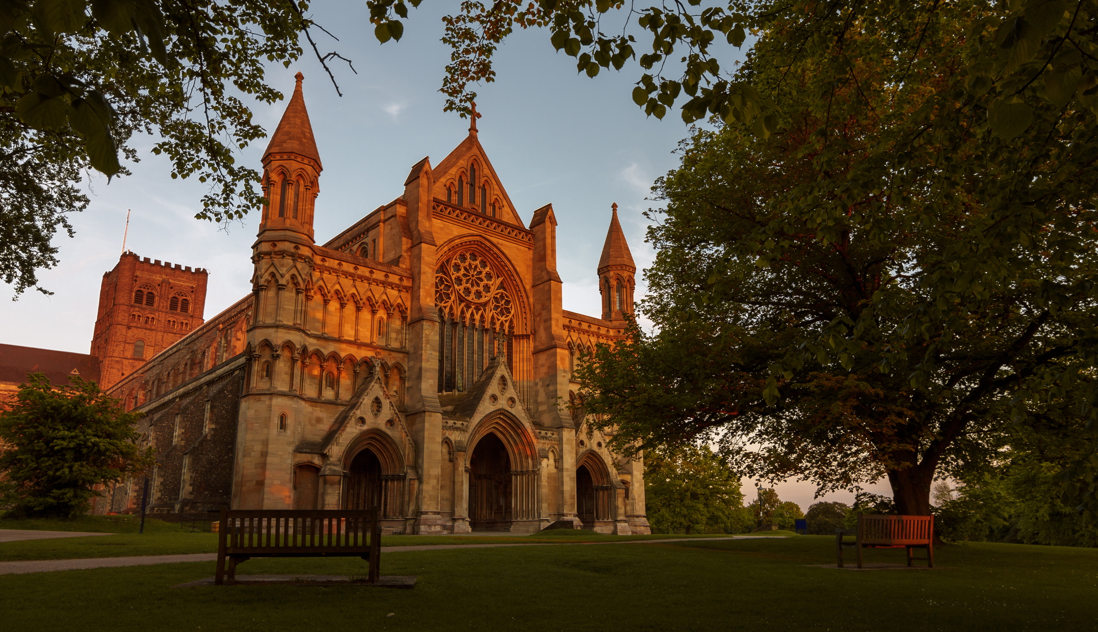 The squat façade of St Albans cathedral, one of Britain&#039;s oldest.