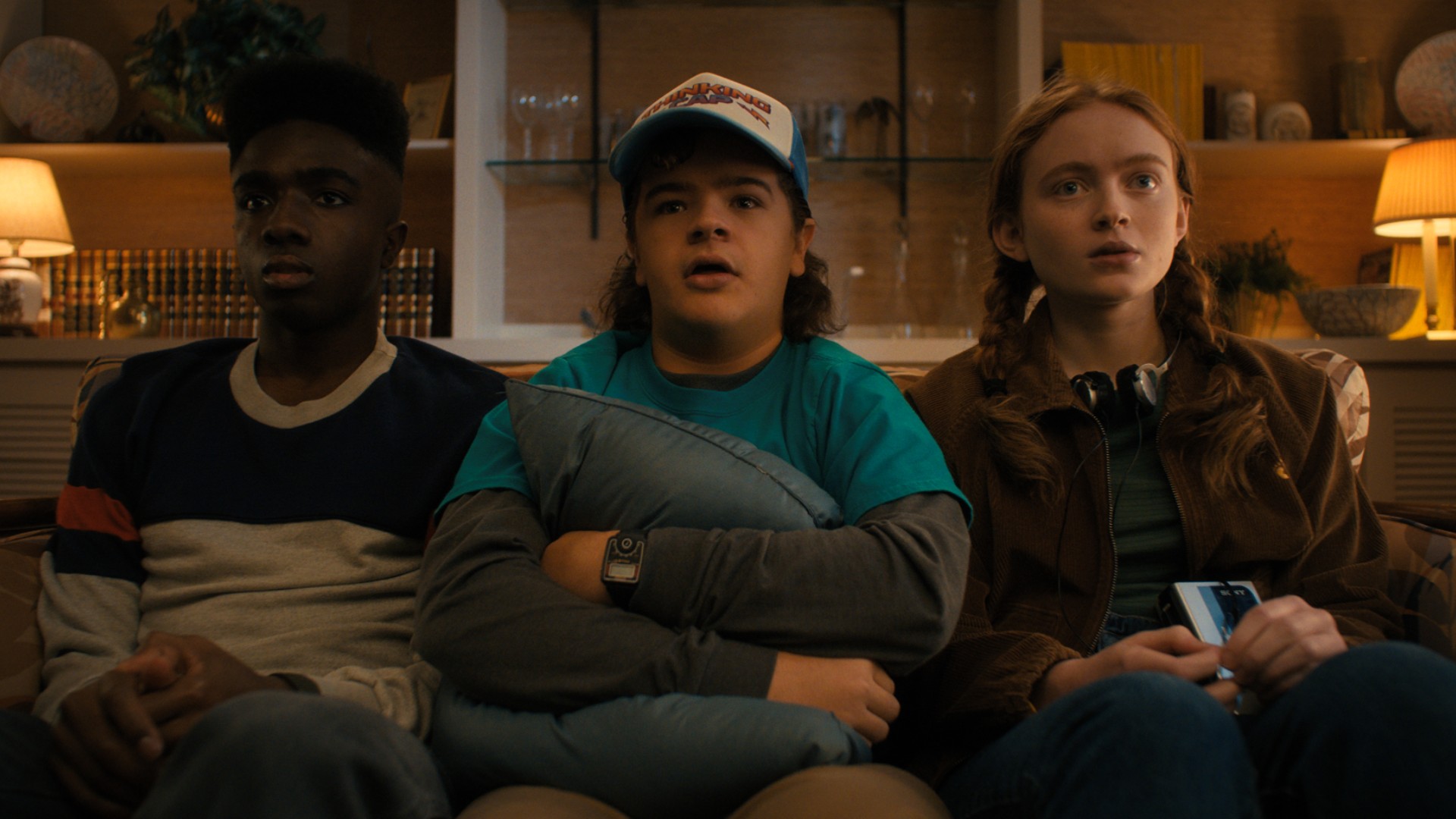 10 'Stranger Things 3' '80s References You May Have Missed