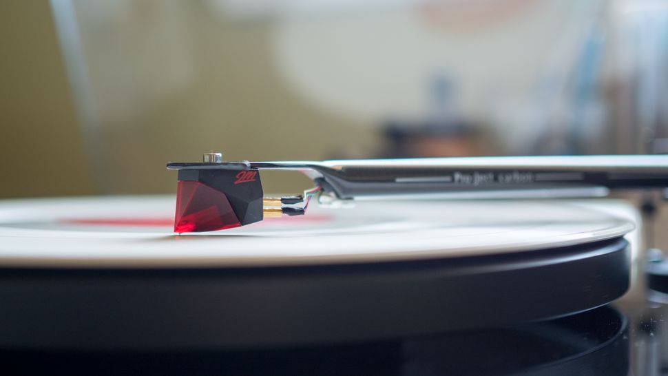 pro ject debut carbon turntable in walnut sonos edition