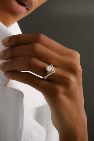Best Engagement Ring Brands 2023 | VRAI The Signature V Round Brilliant Engagement Ring
