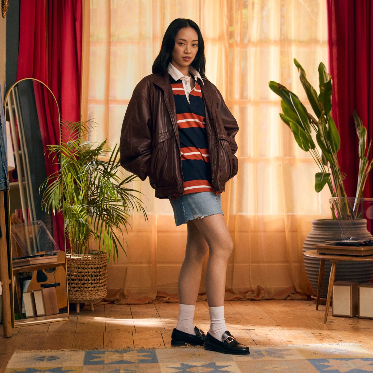 a model wearing pre-loved M&amp;S clothes available on ebay