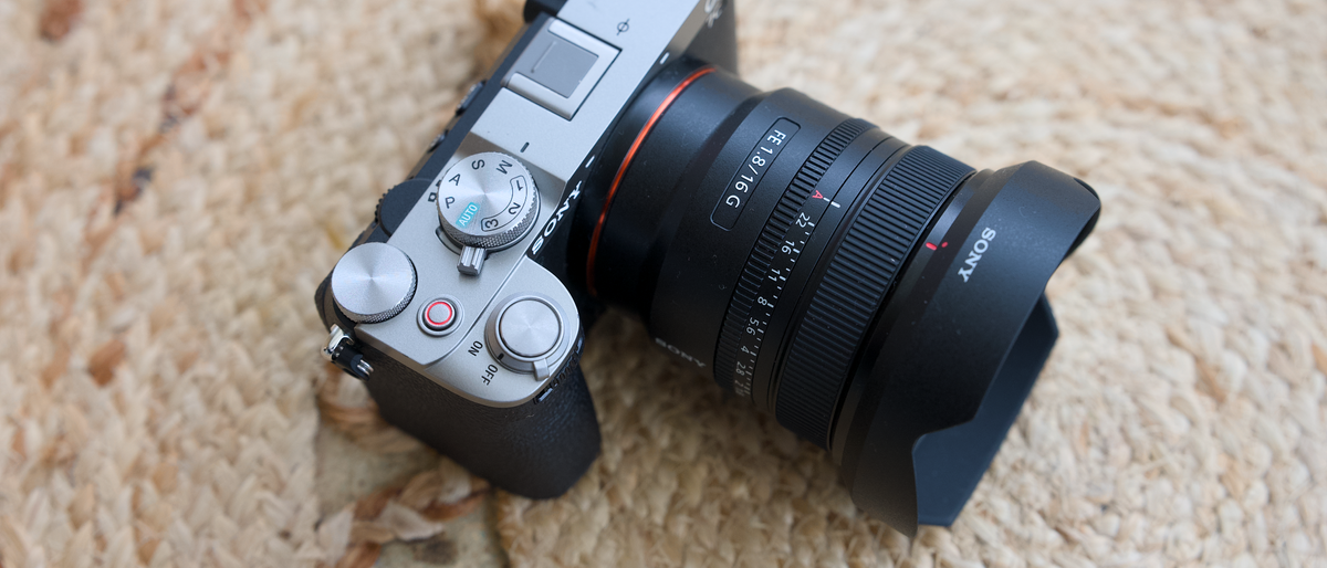 Sony FE 16mm F1.8 G lens indoors