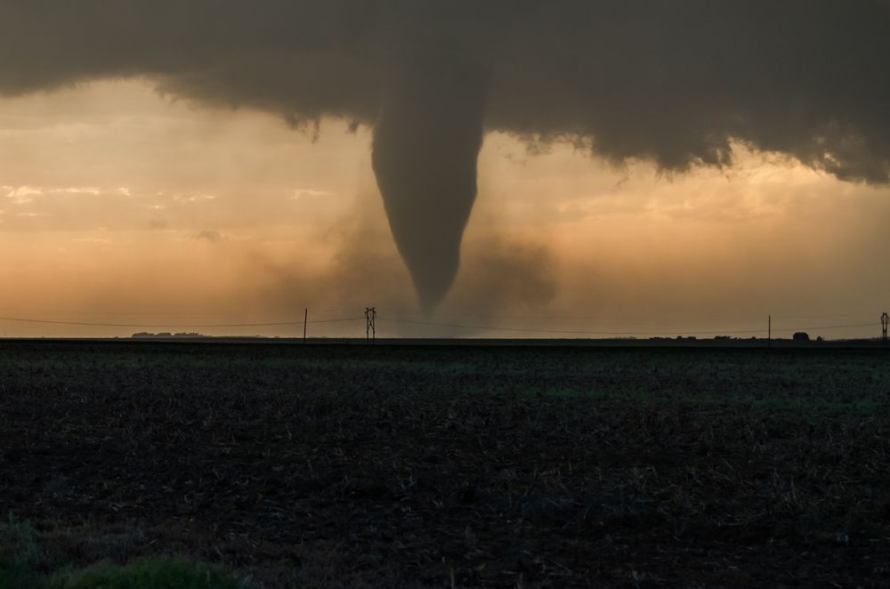 Can a Tornado Blow Straw Into a Tree? Live Science