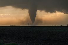 tornado-straw
