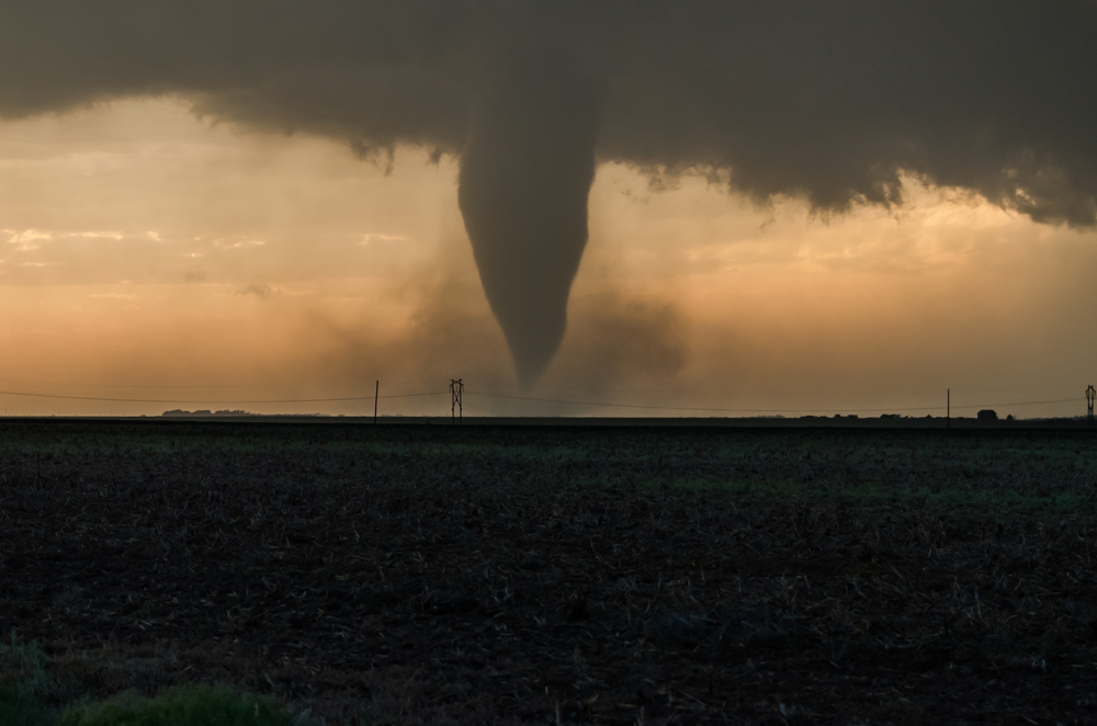 tornado-straw