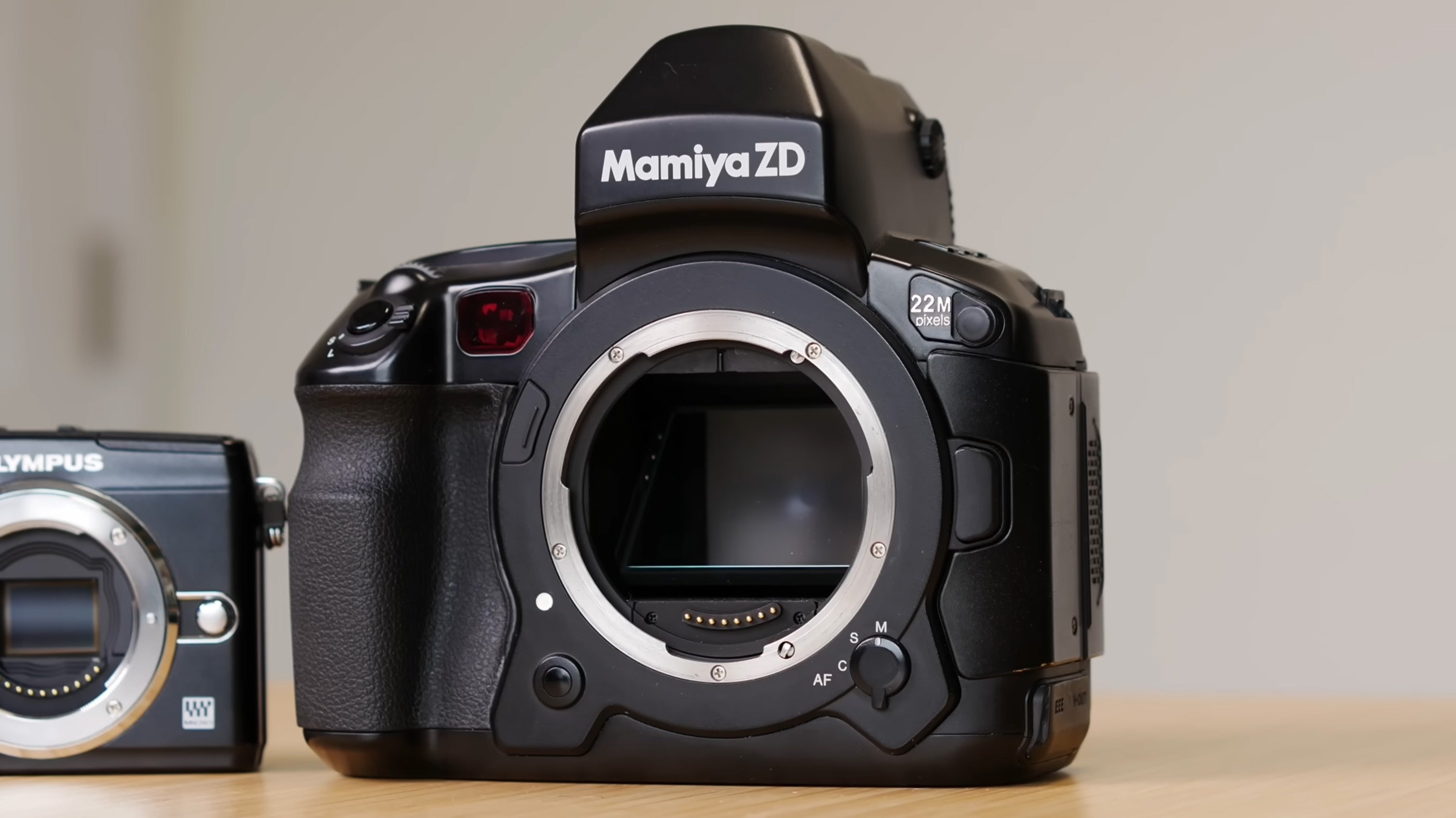 Mamiya ZD medium format SLR camera