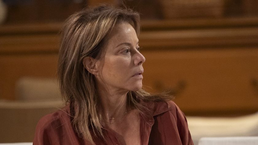 Nancy Lee Grahn as Alexis afraid in General Hospital