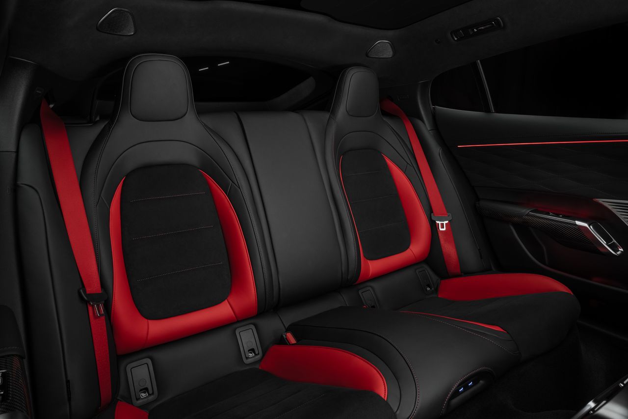 Interior details of the GT 4-Door Coup&eacute;