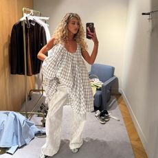 emili sindlev in the fitting room