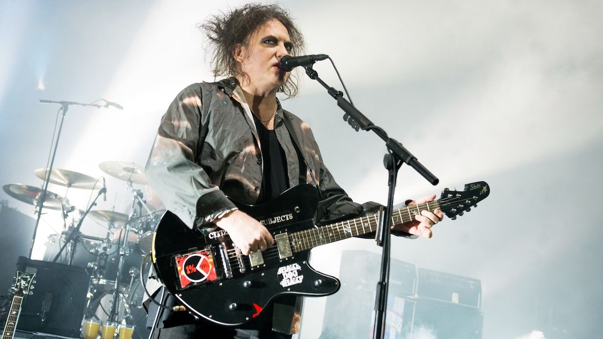 The Cure live in 2014