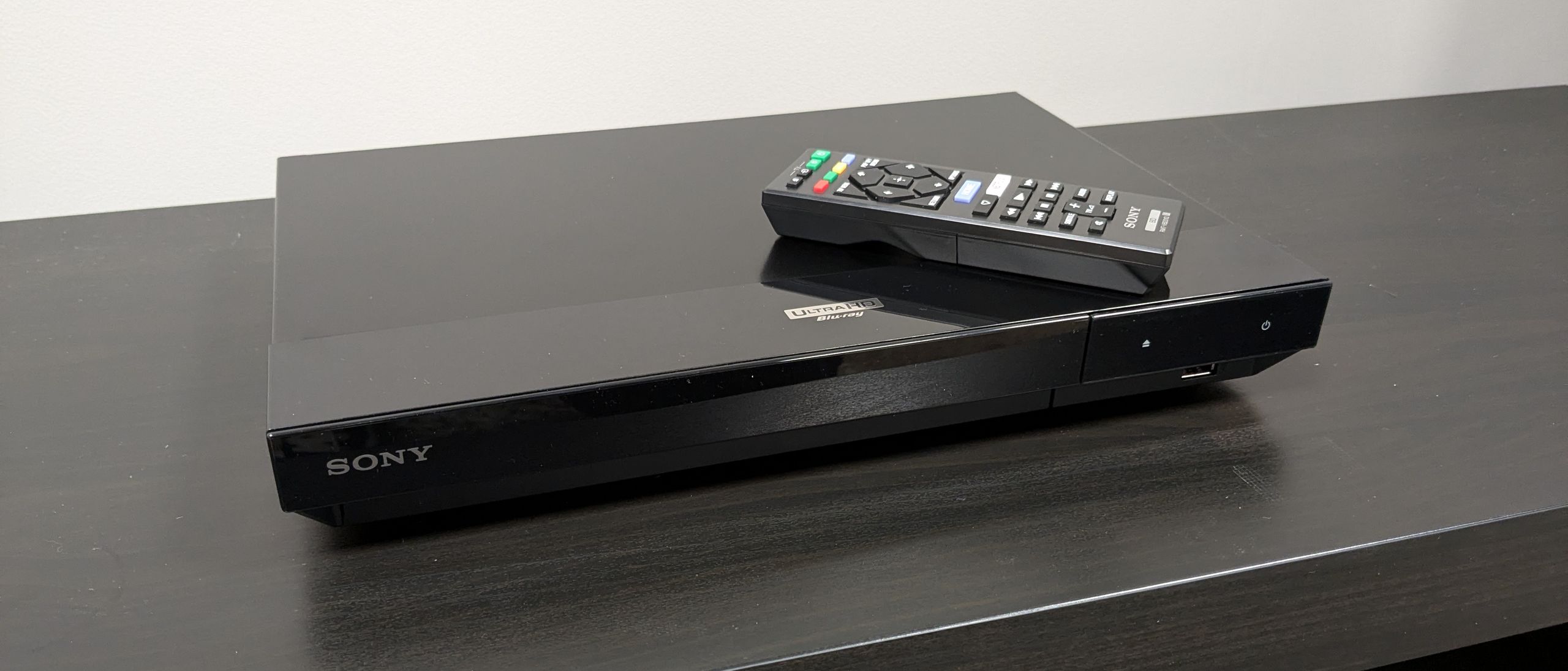 SONY ソニー Ultra HD Blu-ray UBP-X700 Amazon.com: Sony UBP-X700 4K Ultra HD Blu-ray Player with