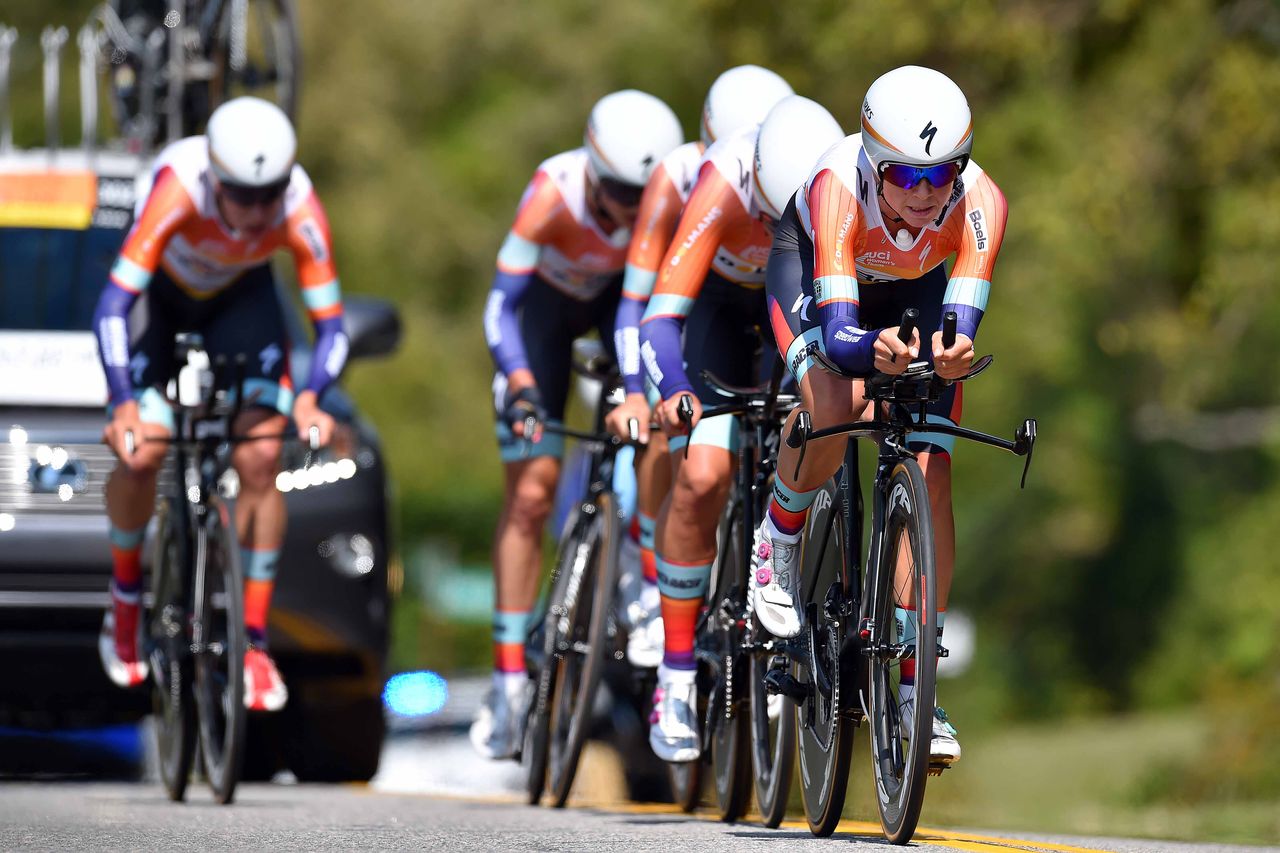 Boels Dolmans had to race with five after Majerus punctured