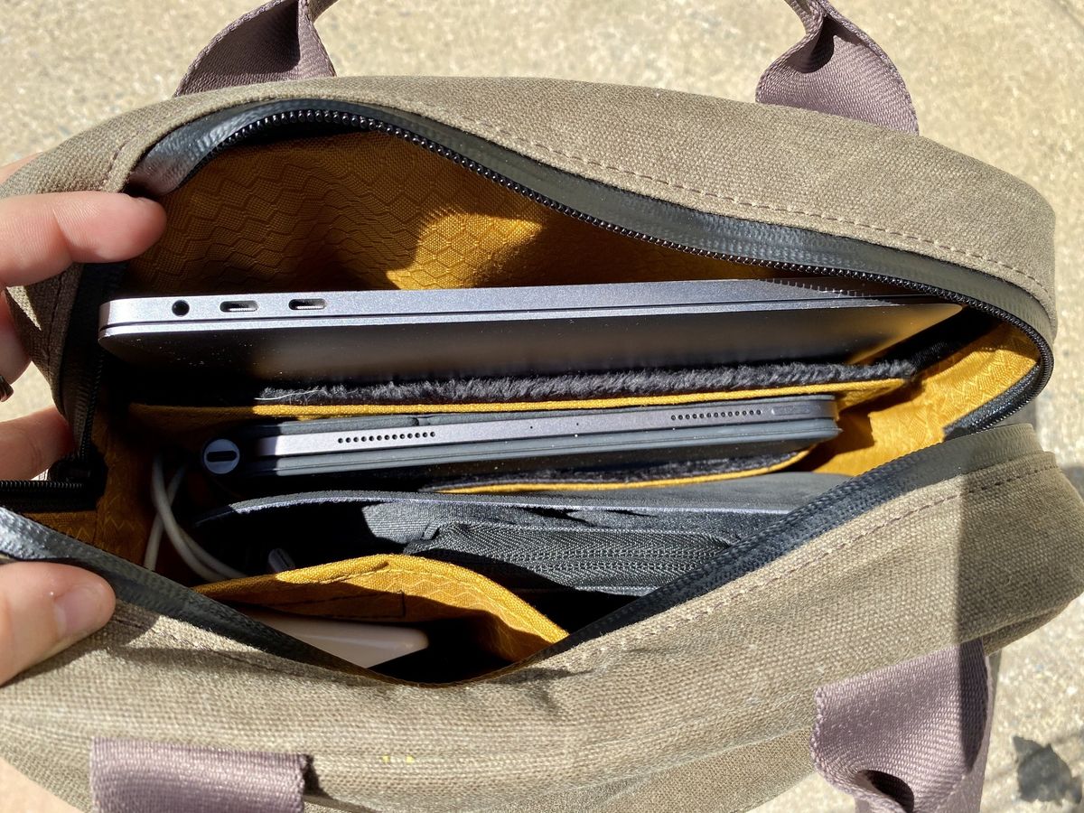 Waterfield Designs Hitch Crossbody Laptop Brief Interior Full