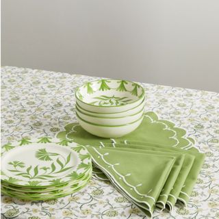 Green tableware