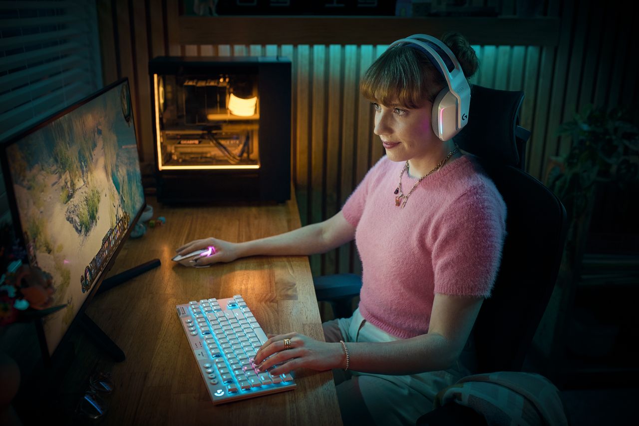 Logitech G ASTRO A50 Gen 5 &amp; G915 X