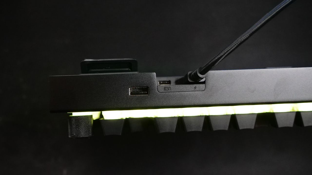 Razer BlackWidow V4 Pro