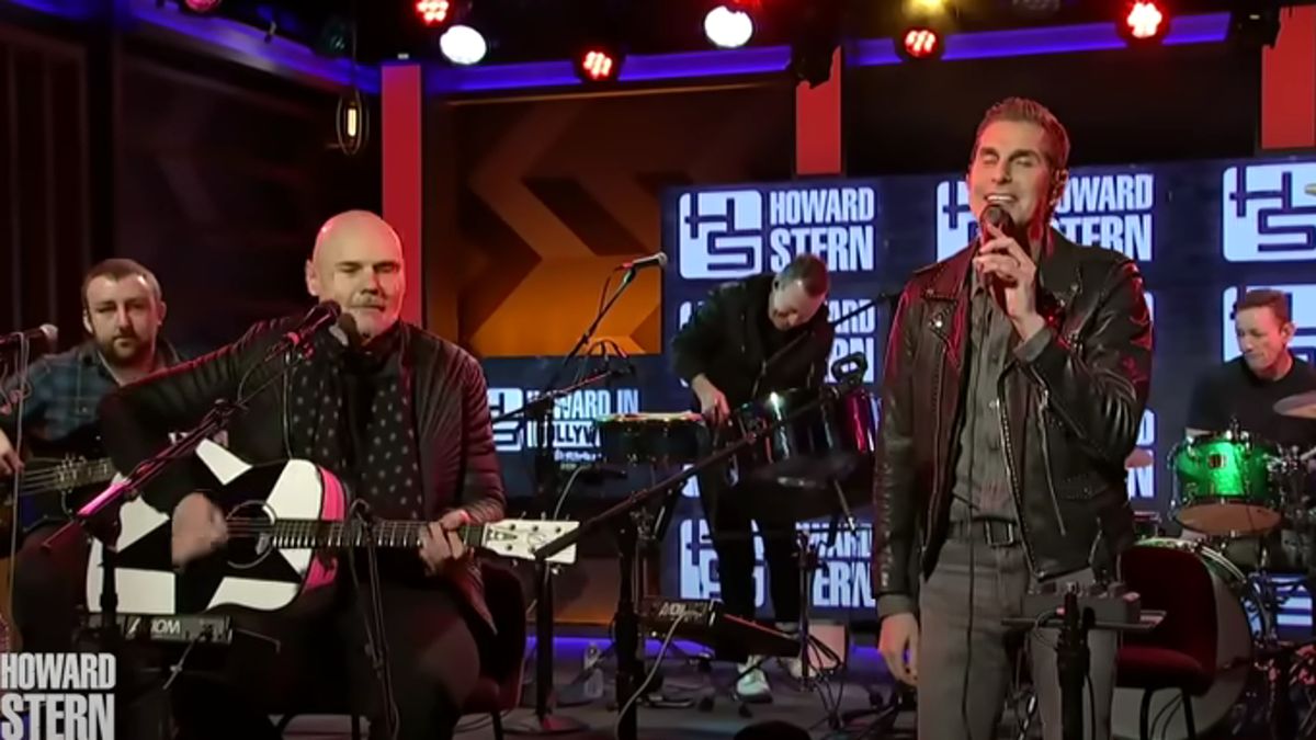 Watch Smashing Pumpkins and Jane's Addiction join forces to perform classic alt.rock anthem