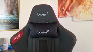 Boulies Ninja Pro upper back rest, branding, and neck cushion