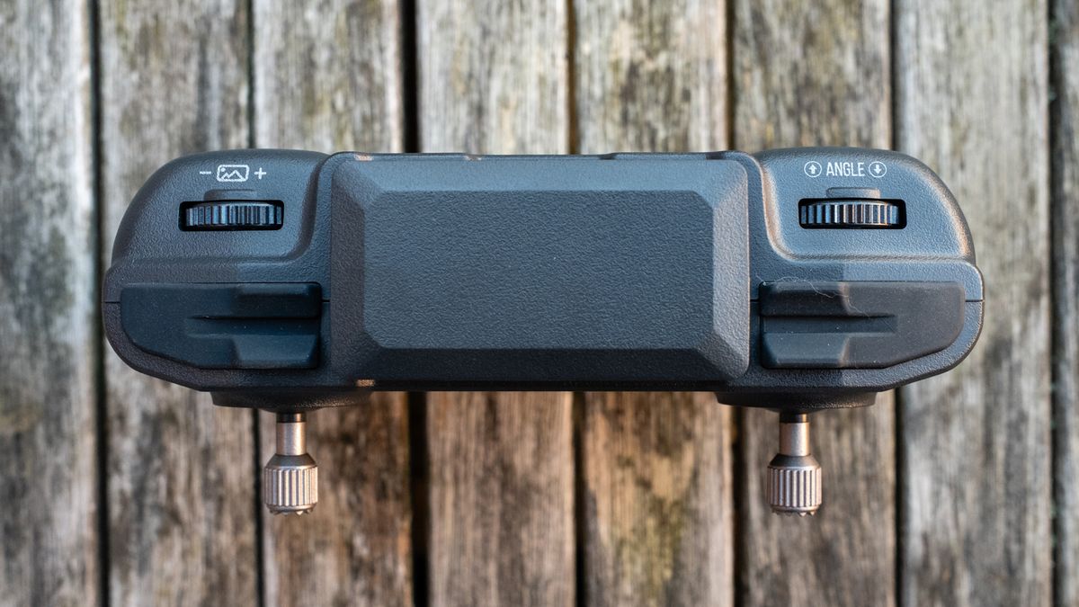 Review photo of the Veeniix V11