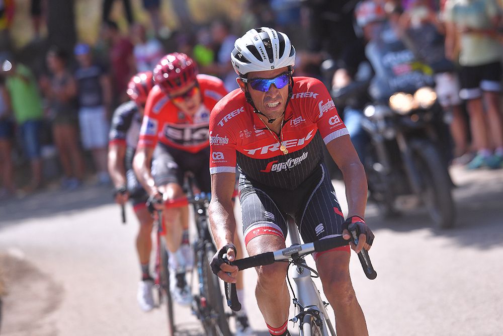 Alberto Contador on the attack during the Vuelta's sixth stage
