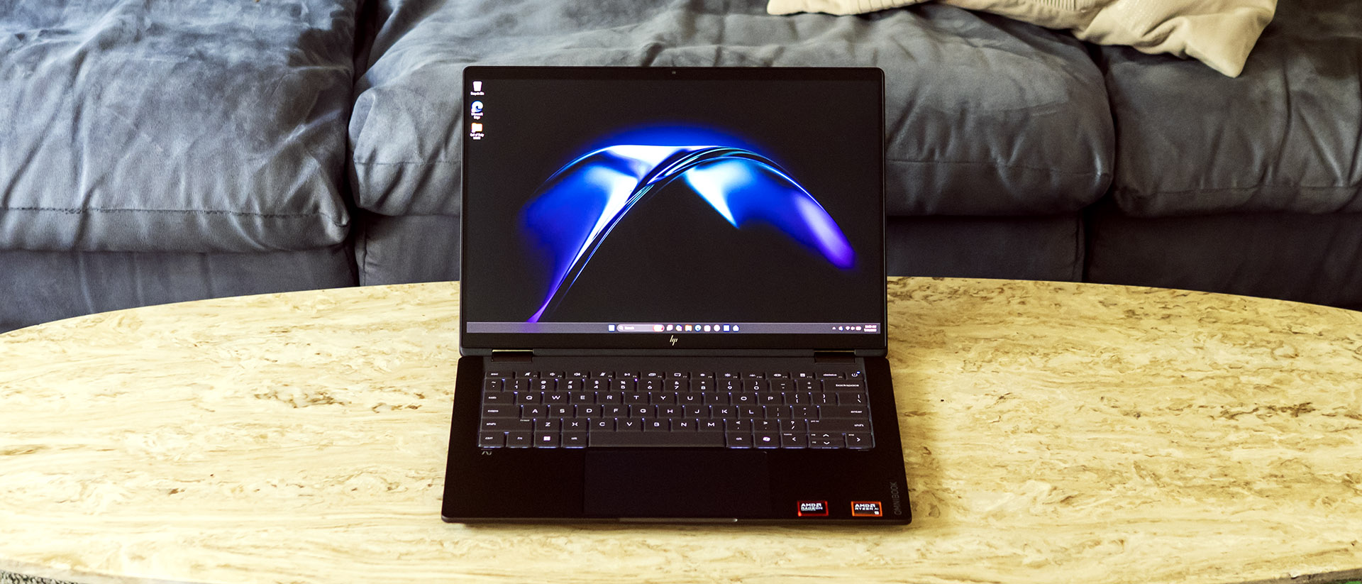 HP OmniBook X Flip 14