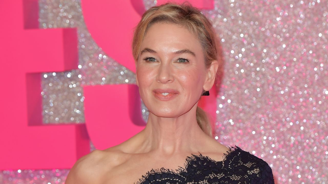 Renée Zellweger, wearing a one shoulder lace dress, attends the &quot;Bridget Jones: Mad About The Boy&quot; Premiere on January 27, 2025 