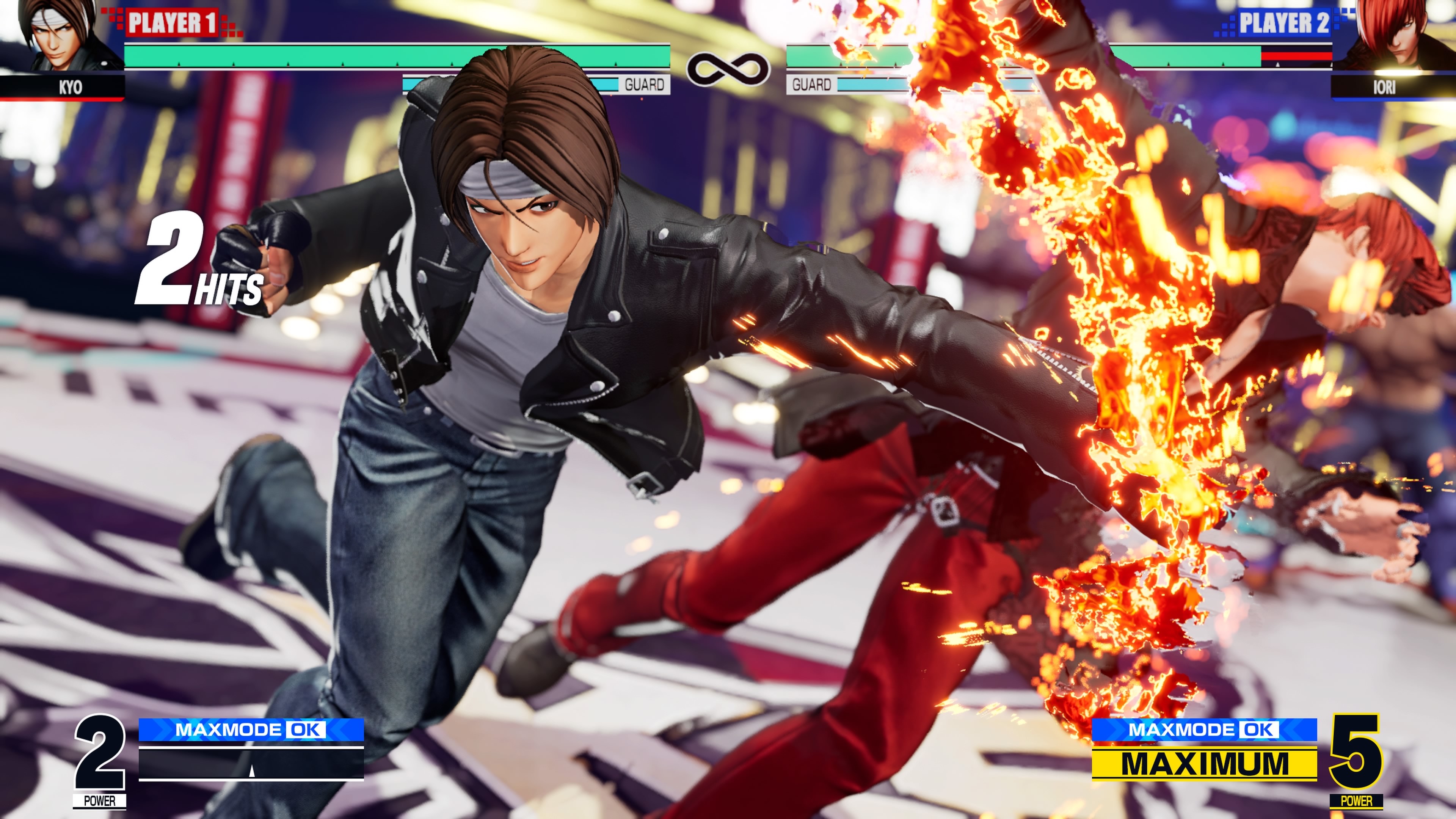 Two characters punching each other in King of Fighters 15